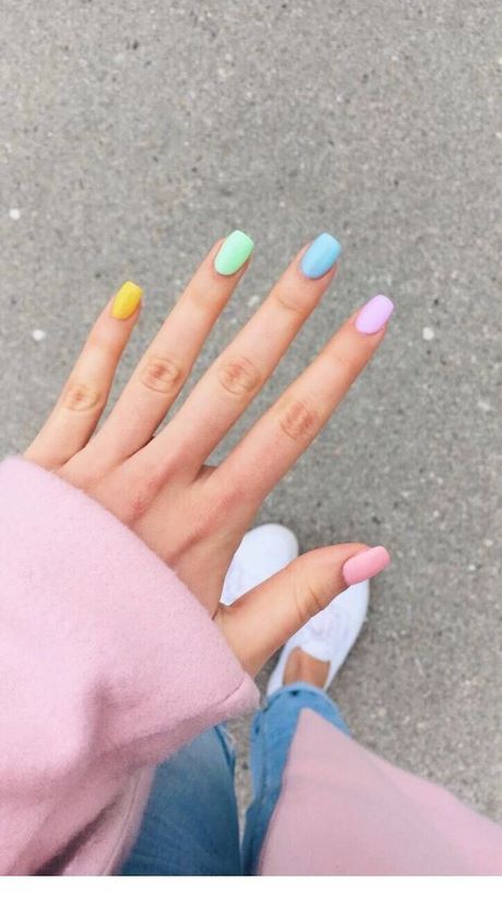 different-nail-color-ideas-71_15 Idei diferite de culoare a unghiilor