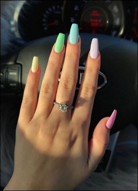 different-nail-color-ideas-71_17 Idei diferite de culoare a unghiilor