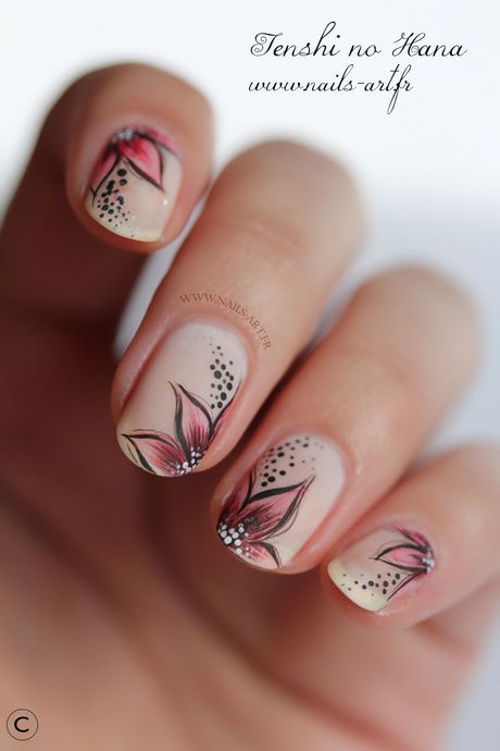easy-flower-nail-designs-step-by-step-01_12 Design ușor de unghii de flori pas cu pas