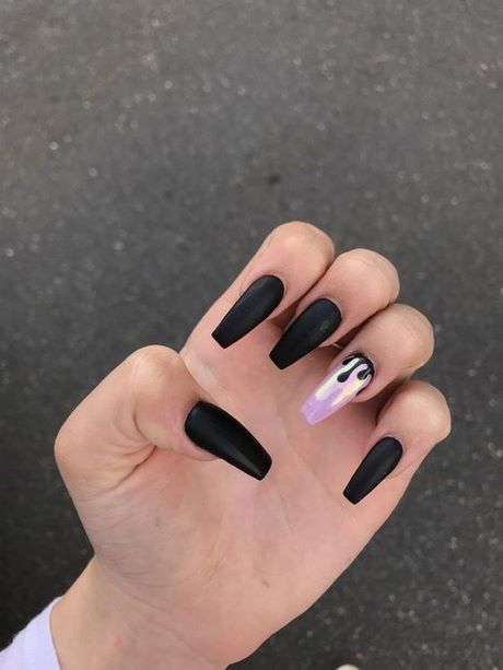 fake-nails-with-black-tip-78_11 Unghii false cu vârf negru