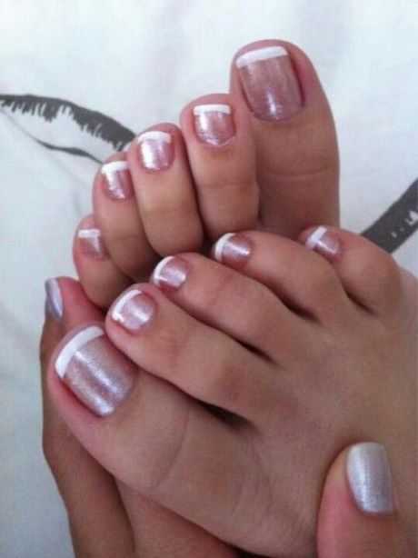 french-manicure-toe-nail-designs-20_12 Manichiura franceză toe unghii modele