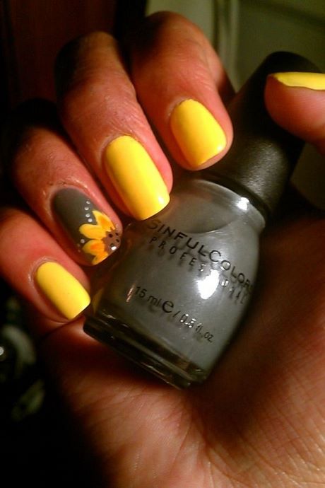 gray-and-yellow-nail-designs-98_15 Modele de unghii gri și galben