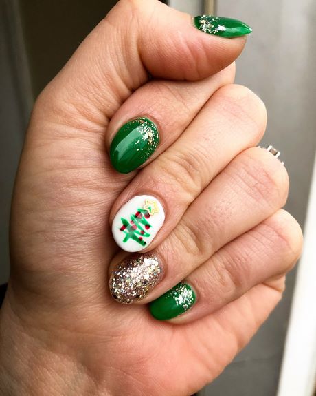 green-christmas-nails-designs-44_5 Modele de Unghii verzi de Crăciun