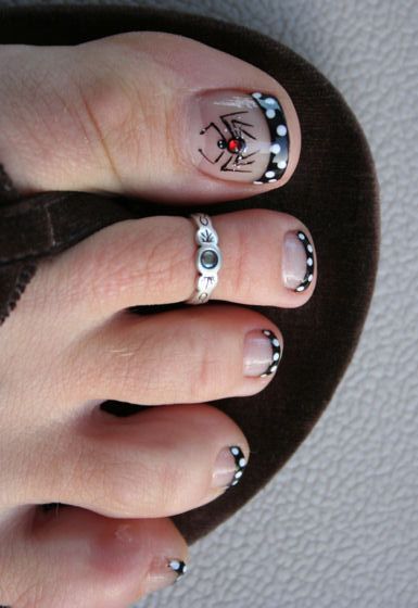 Halloween toe nail art modele