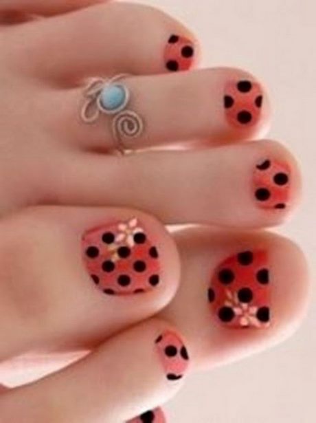 halloween-toe-nail-art-designs-47_16 Halloween toe nail art modele