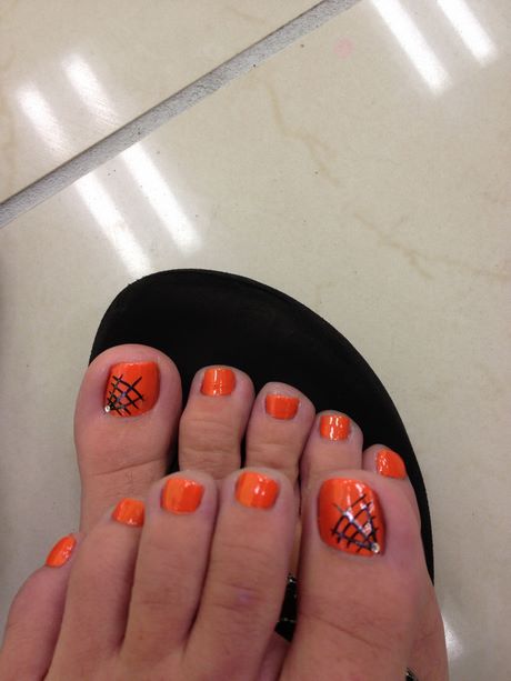 halloween-toe-nail-art-designs-47_6 Halloween toe nail art modele
