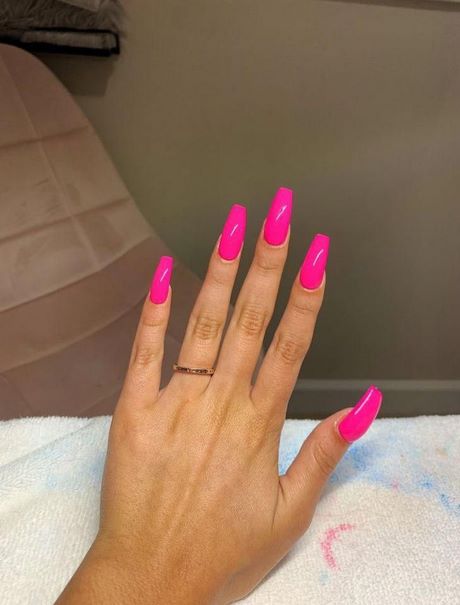 ideas-for-bright-pink-nails-76_7 Idei pentru unghii roz roz