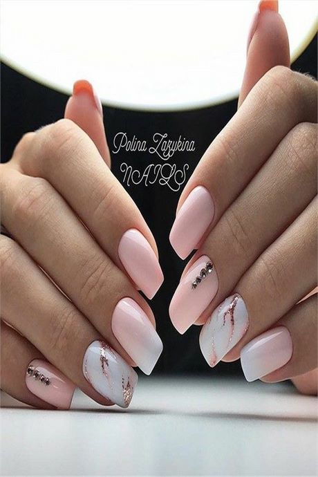 light-pink-and-white-nail-designs-08_9 Modele de unghii roz și alb