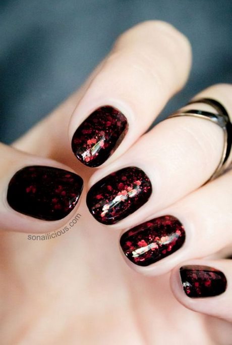 maroon-and-black-nail-designs-19_11 Modele de unghii maro și negru