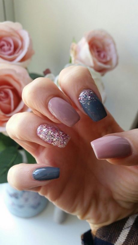 nail-designs-grey-and-pink-78_18 Modele de unghii gri și roz