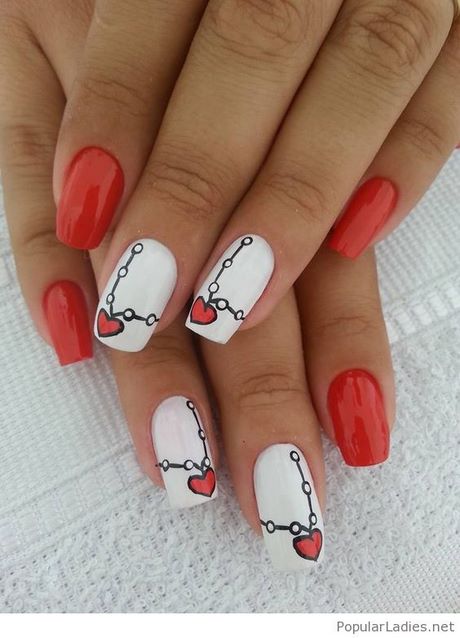 nail-designs-on-red-polish-97_9 Modele de unghii pe lac roșu