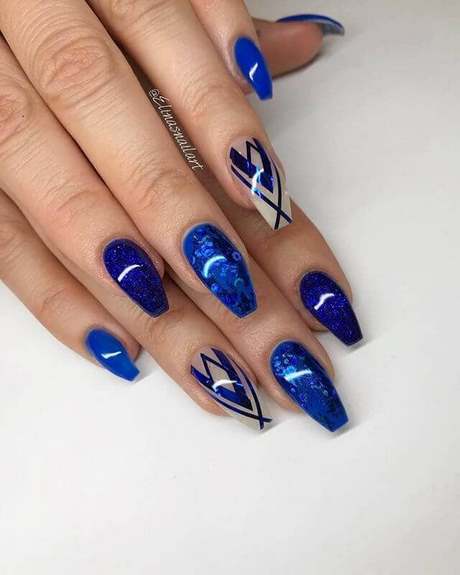 nail-designs-with-blue-polish-93_16 Modele de unghii cu lac albastru
