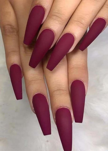 nail-designs-with-burgundy-56_13 Modele de unghii cu visiniu