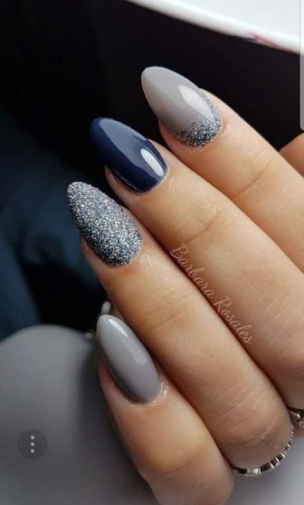 nail-designs-with-navy-blue-97_12 Modele de unghii cu albastru bleumarin