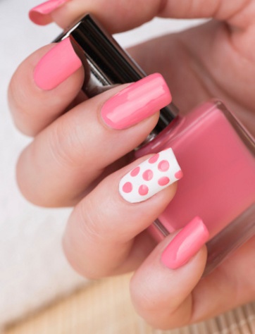 nail-designs-with-pink-and-white-05_7 Modele de unghii cu roz și alb