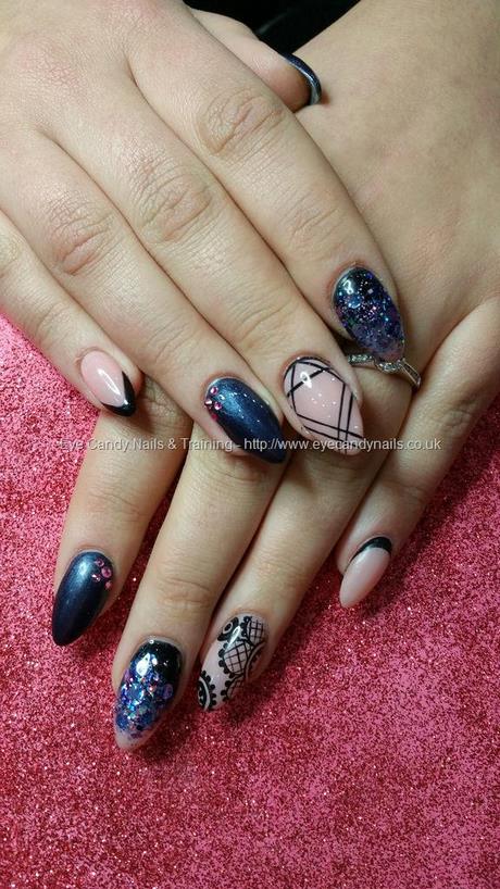 navy-blue-and-pink-nail-designs-75_12 Modele de unghii albastru și roz