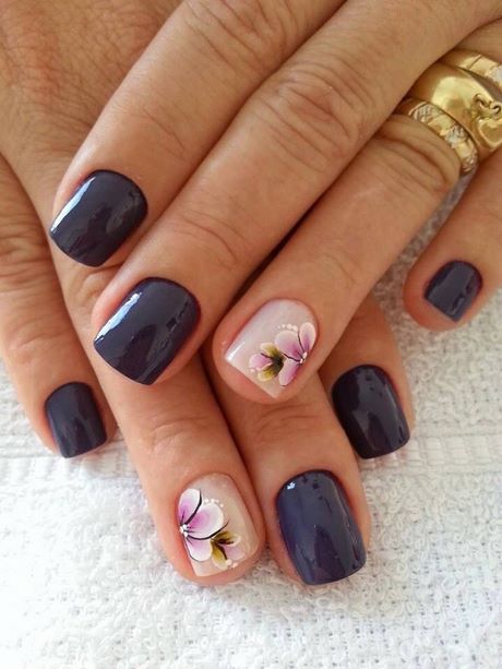 navy-blue-and-pink-nail-designs-75_18 Modele de unghii albastru și roz