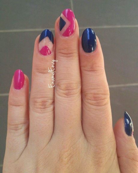 navy-blue-and-pink-nail-designs-75_20 Modele de unghii albastru și roz