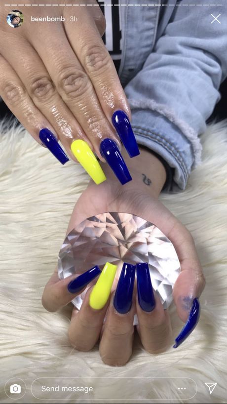 navy-blue-and-yellow-nail-designs-58_17 Modele de unghii albastru și galben