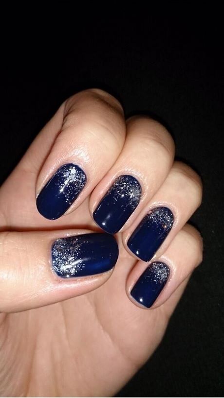 navy-blue-nail-designs-for-prom-79_4 Modele de unghii albastru bleumarin pentru bal