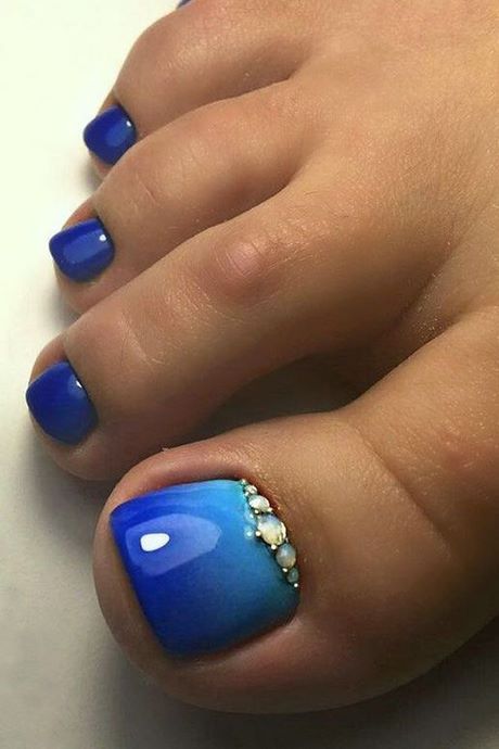 navy-blue-toe-nail-designs-72_15 Modele de unghii albastru bleumarin