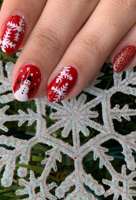 nice-christmas-nail-designs-90_12 Modele frumoase de unghii de Crăciun