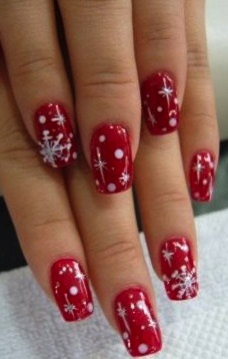 nice-christmas-nail-designs-90_16 Modele frumoase de unghii de Crăciun