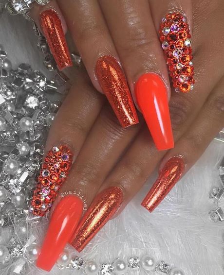 orange-glitter-nail-designs-35_8 Modele de unghii cu sclipici portocalii