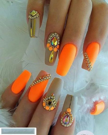 orange-nail-polish-designs-13_15 Modele de lacuri de unghii portocalii