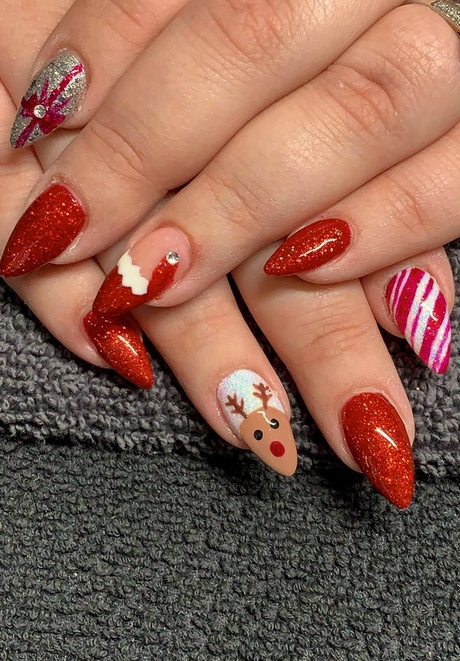 pink-christmas-nails-designs-02_15 Roz modele de unghii de Crăciun