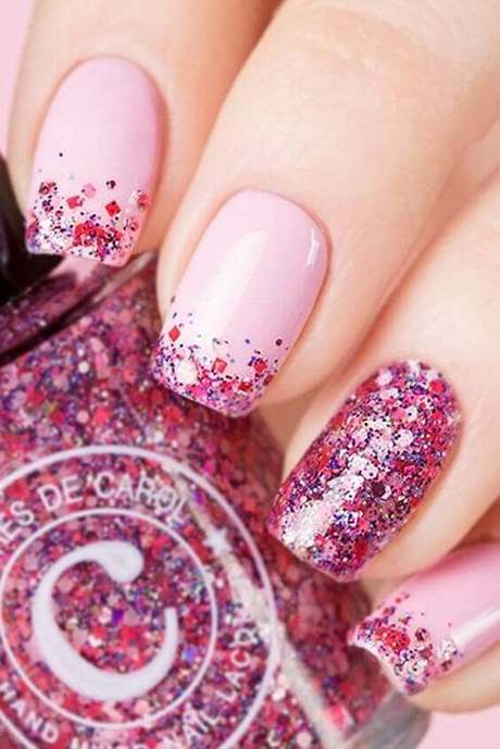 pink-nails-with-glitter-tips-89_11 Unghii roz cu sfaturi sclipici