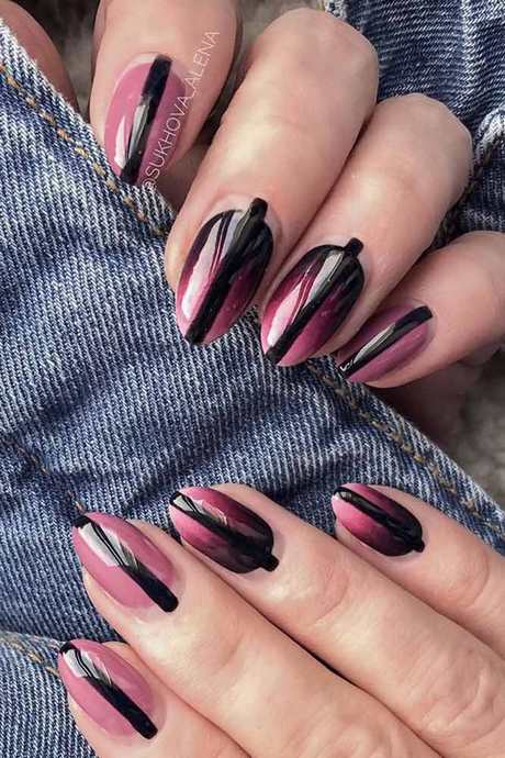 pink-stripe-nails-41_4 Unghii cu dungi roz