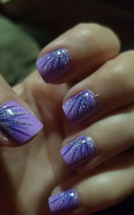 purple-christmas-nail-designs-91 Purple modele de unghii de Crăciun