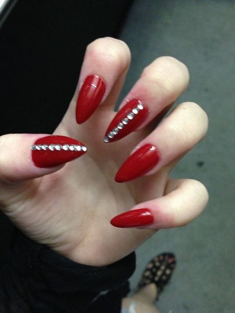 red-nails-design-with-diamonds-41_18 Design de unghii roșii cu diamante