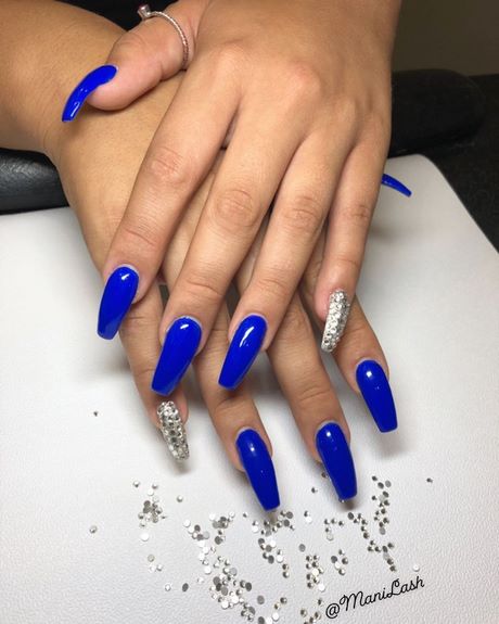 royal-blue-acrylic-nail-designs-62_2 Modele de unghii acrilice albastru regal