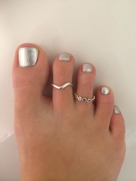 silver-toe-nail-designs-57_18 Modele de unghii de argint