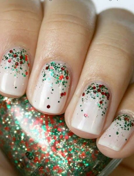 simple-christmas-gel-nail-designs-41_11 Modele simple de unghii cu gel de Crăciun