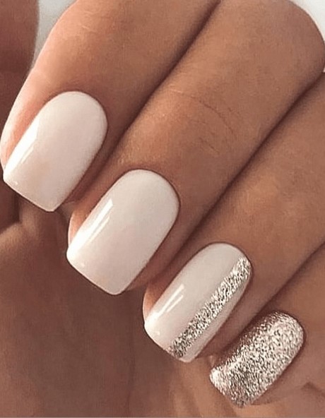 simple-fall-nail-ideas-21_6 Idei simple de unghii de toamna