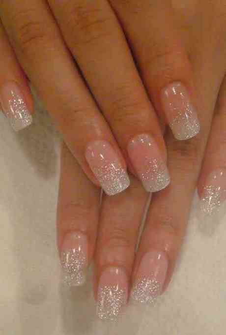 simple-glitter-acrylic-nails-18_8 Unghii acrilice simple cu sclipici