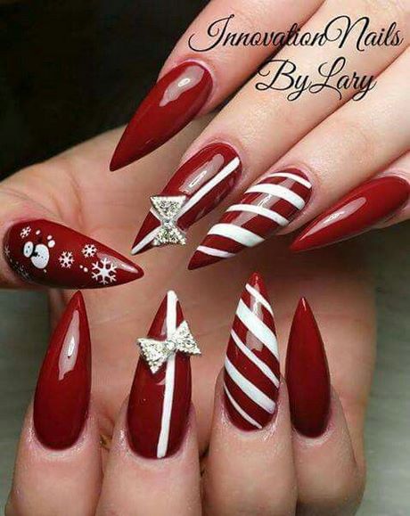 stiletto-christmas-nail-designs-63_13 Stiletto modele de unghii de Crăciun