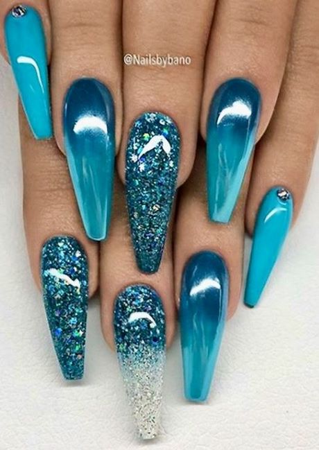 teal-and-white-nail-designs-45_11 Modele de unghii Teal și alb