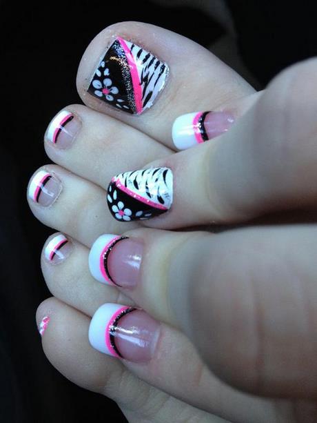 toe-nail-designs-on-white-polish-93_7 Modele de unghii pe unghii albe
