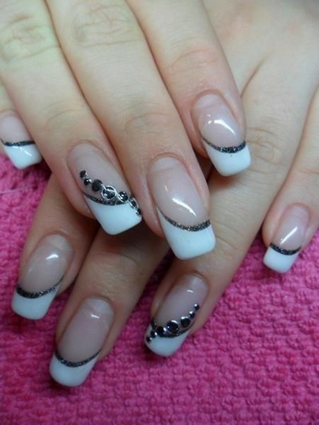 toenails-designs-on-white-nail-polish-40_19 Toenails modele pe lac de unghii alb