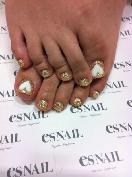 valentines-day-toe-nail-designs-22 Ziua Îndrăgostiților deget de la picior modele de unghii