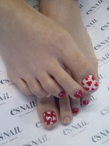 valentines-day-toe-nail-designs-22_4 Ziua Îndrăgostiților deget de la picior modele de unghii