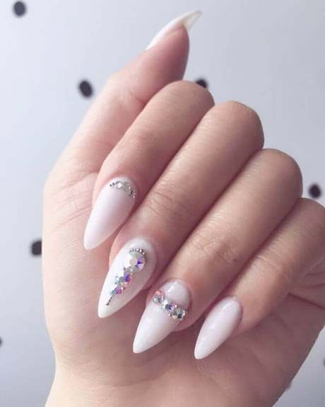 white-diamond-nail-designs-03_2 Modele de unghii cu diamante albe