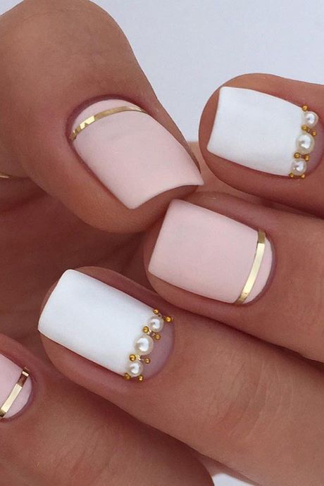 white-pink-nail-designs-61 Modele de unghii roz alb