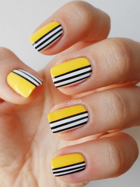 yellow-and-white-nail-art-59_12 Arta unghiilor galbene și albe