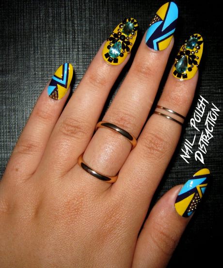 yellow-blue-nail-designs-61_10 Modele de unghii albastru galben
