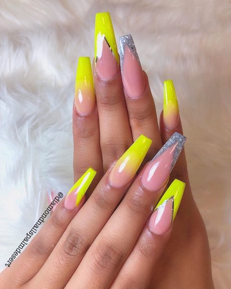 yellow-color-nail-art-designs-84_20 Modele de unghii de culoare galbenă